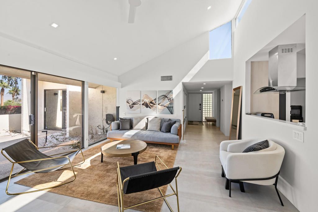 listing image 130720185103281329274
