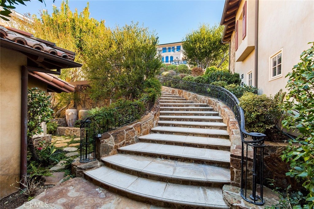 517 Emerald Bay