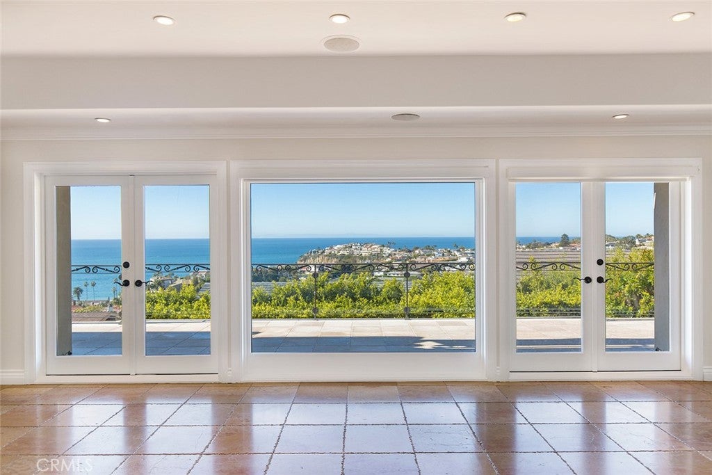 517 Emerald Bay