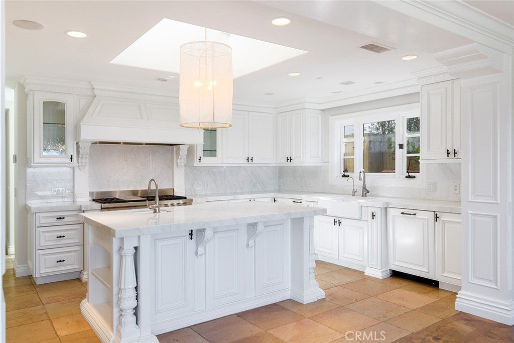 517 Emerald Bay