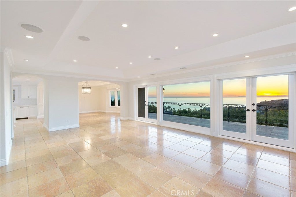 517 Emerald Bay