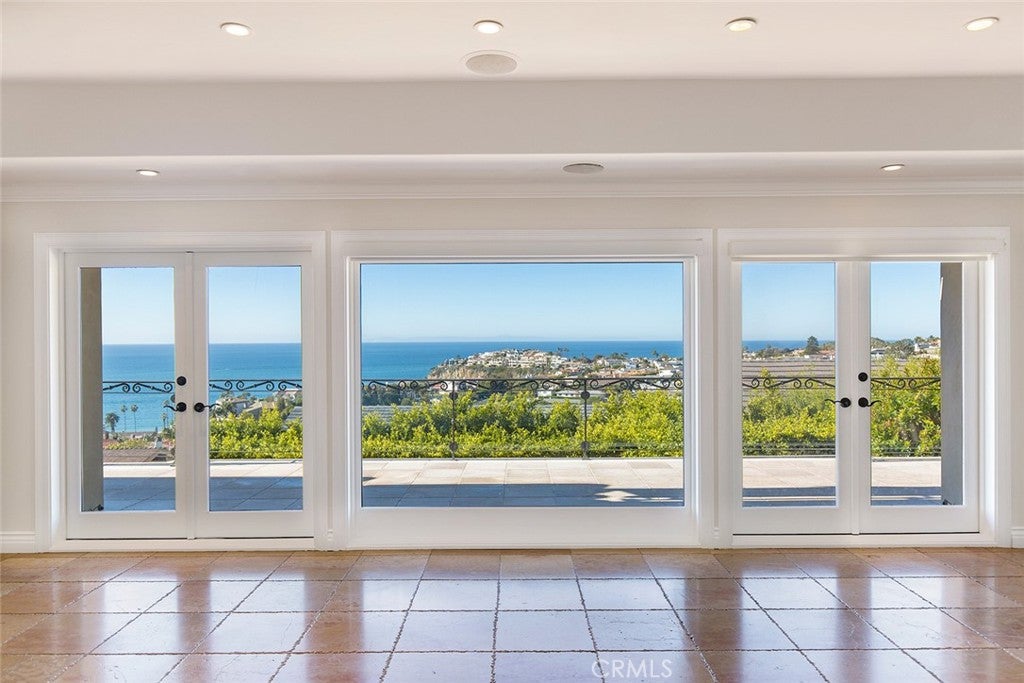517 Emerald Bay