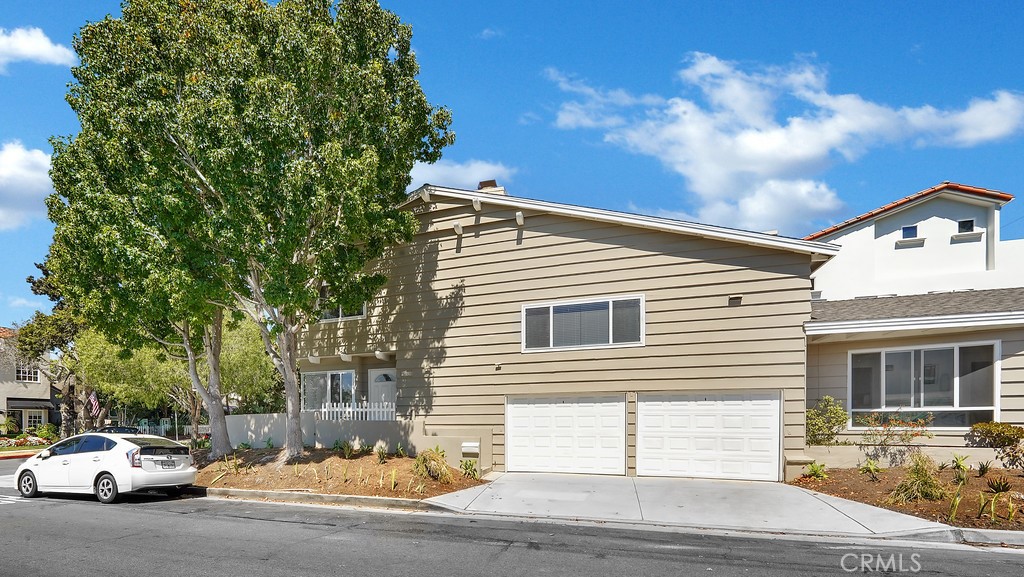 Corona del Mar North of PCH (CNHW) - Residential Lease