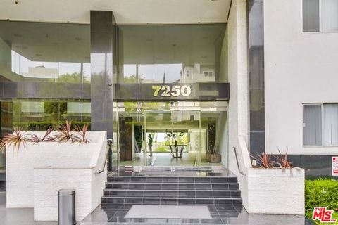 Photo of 7250 FRANKLIN Avenue #802, Los Angeles, CA 90046 (MLS # 25607975)