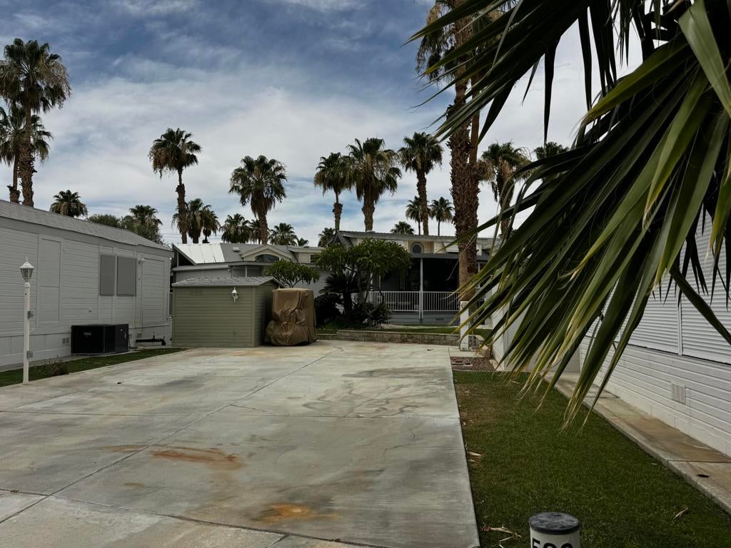 84136 Avenue 44 532