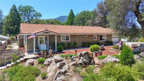 Photo of 48910 Quail Drive, Oakhurst, CA 93644 (MLS # FR26102125)