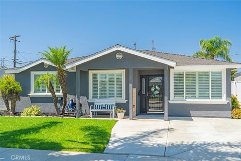 Photo of 18417 Glenburn Avenue, Torrance, CA 90504 (MLS # SB26118664)