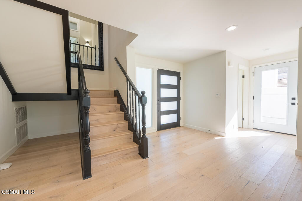 Ben Johnson Fairway NR-745 - 745 - Residential Lease