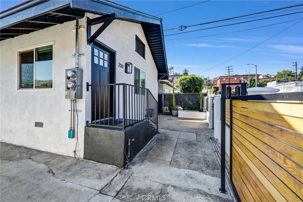 210 Amabel Street