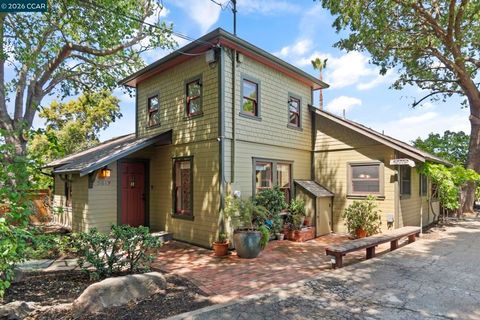 Photo of 3819 Walnut Ave Ave, Concord, CA 94519 (MLS # 41130577)