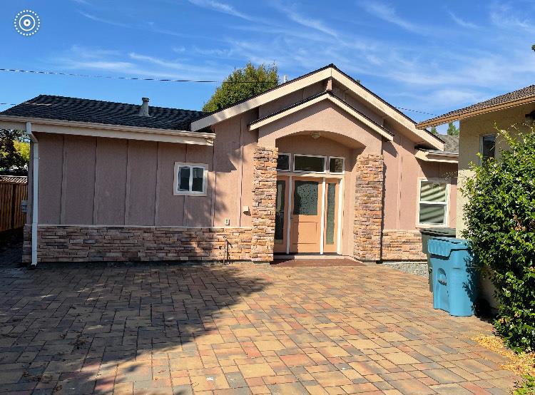 Accessory dwelling unit built in 2015, approximately 798 sq. ft. Cozy unfurnished 2 bedroom, 2 full bath, large, walking closets in the bedrooms, Kitchen has cabinets, refrigerator, gas oven. No pets, non smokers. Close to transportation, Stanford University, and shopping. Shown by appointment only. Call Vi Cumti, listing agent 650 387-3367
