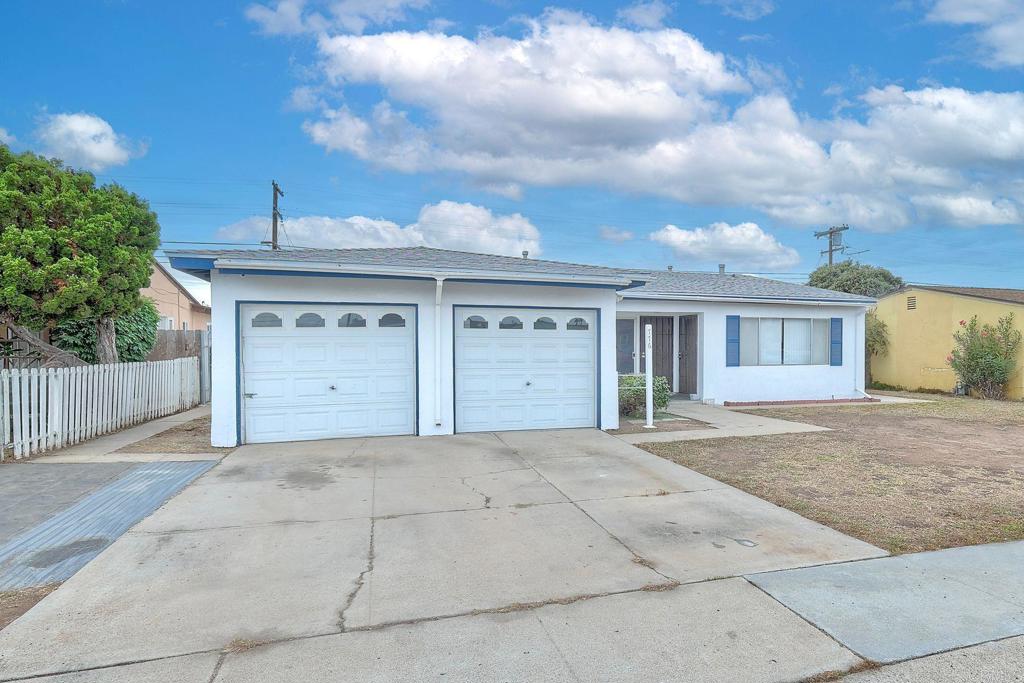 776 Oaklawn Avenue
