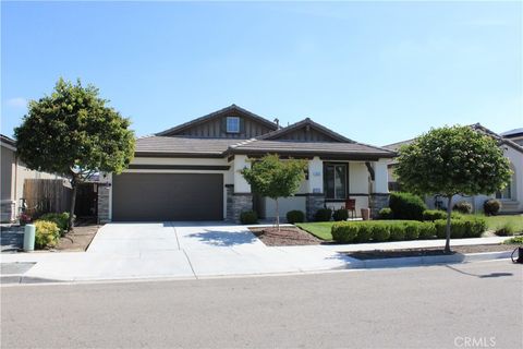 Photo of 1620 W Porter Ave, Visalia, CA 93291 (MLS # FR26088774)