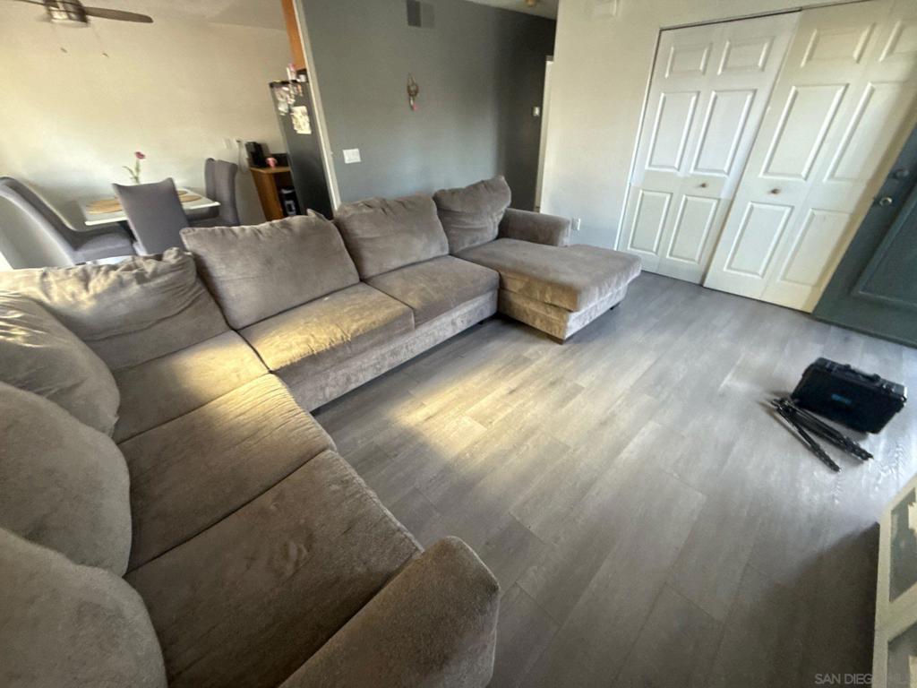 1761 Hollister St 32