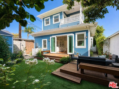 Photo of 713 Bay Street, Santa Monica, CA 90405 (MLS # 26871943)