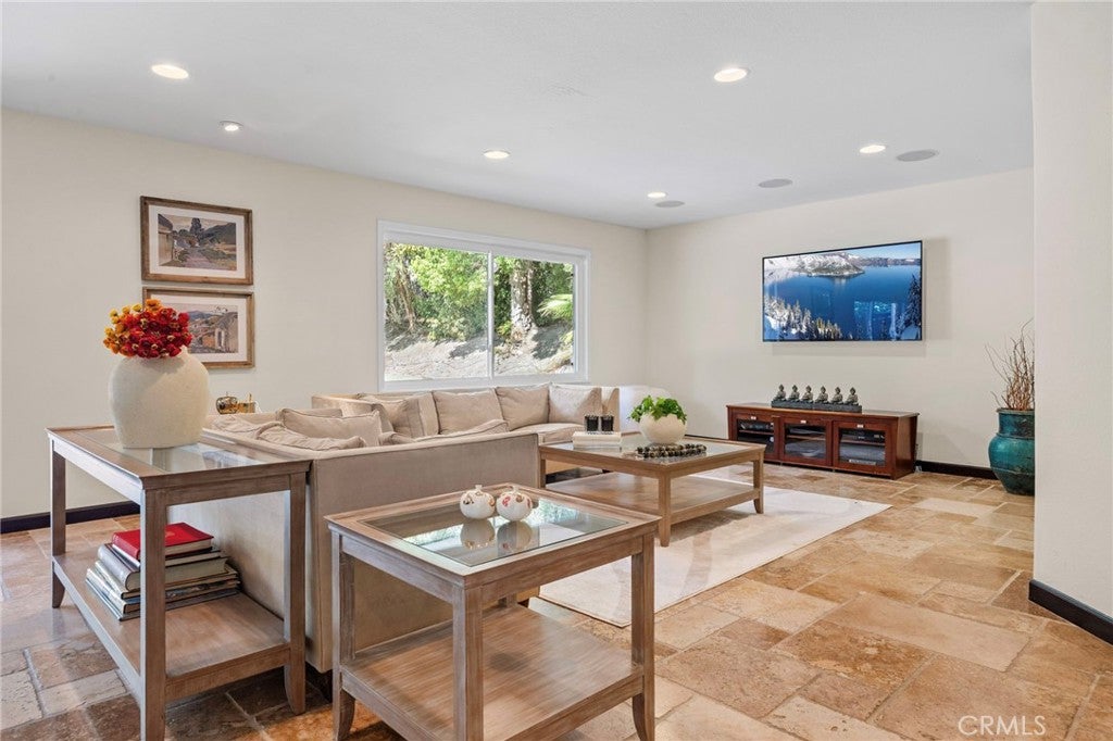 25171 Stageline Drive, Laguna Hills CA 92653 - Photo 14