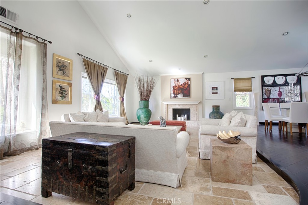 25171 Stageline Drive