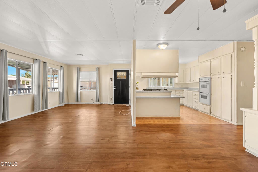 1300 E Pleasant Valley Road 50