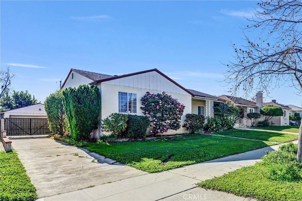 1404 Violeta Dr