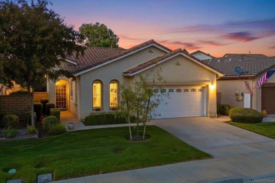 Beautiful home situated in the highly desirable "55 and over" master planned community "The Oasis". This 2 bedroom 1.5 bath home consist of 1500 sq ft of open floor plan living space which offers a family room with gas fire place and custom built in entertainment center, large dining room area adjacent to the foyer and naturally lit kitchen with lovely separate breakfast nook space, upgraded flooring thru out. The community offers a very peaceful and clean atmosphere with many association amenities like, clubhouse, pool, spa, tennis courts, gym and much more. Monthly HOA fee includes the trash pick up. easy access to the 215 freeway and a few min from all the popular Menifee shopping and restaurant/entertainment centers.