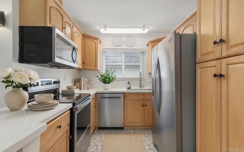 4360 42nd Street 6