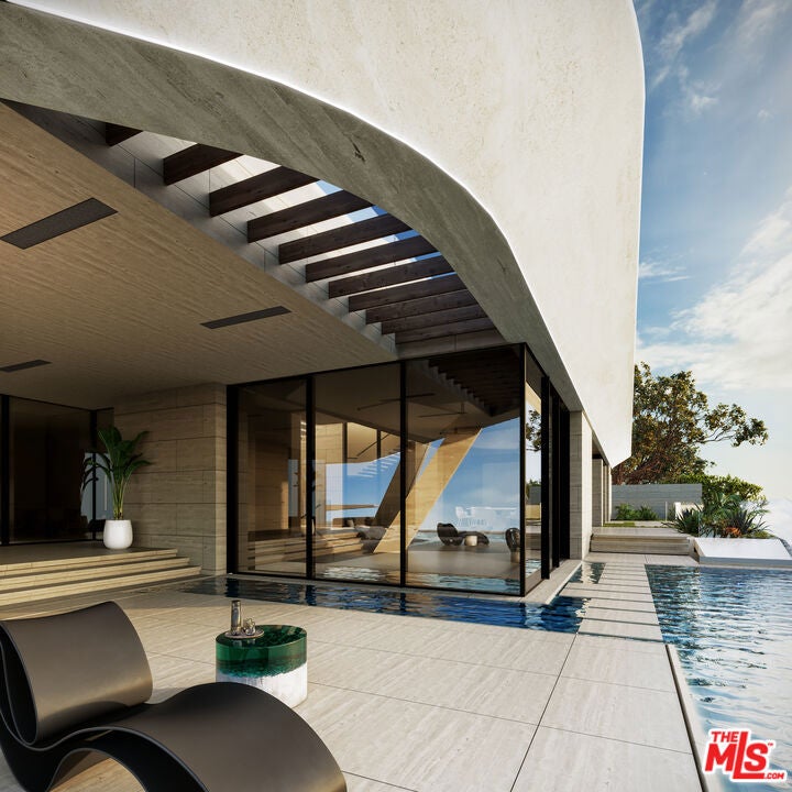 1140 Calle Vista Drive