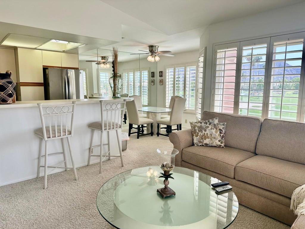 Palm Royale - Residential