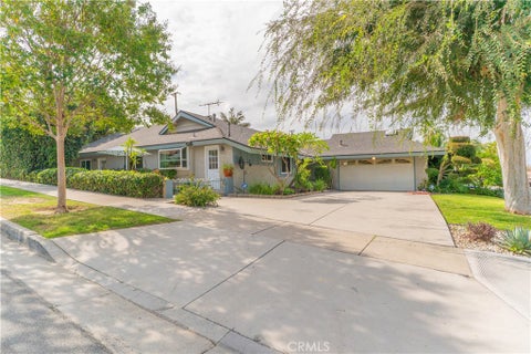 Photo of 11739 Toerge DR, La Mirada, CA 90638 (MLS # OC26228785)
