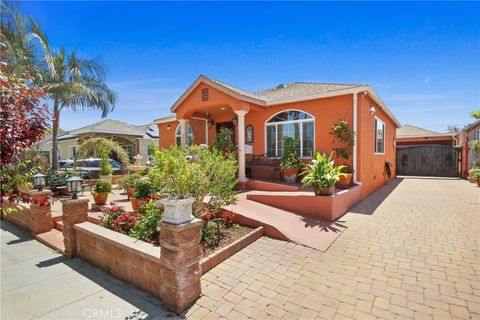 3950 E De Ora Long Beach CA 90815