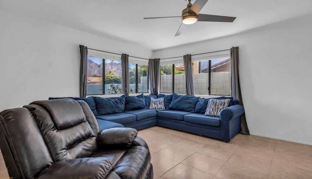 52835 Avenida Ramirez