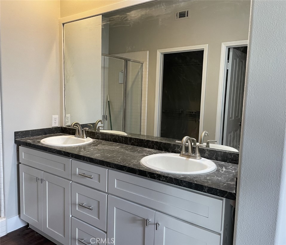 Venturanza Del Verde (VDV) - Residential Lease