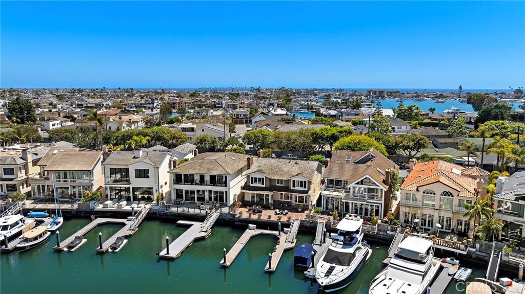 612 Harbor Island Drive
