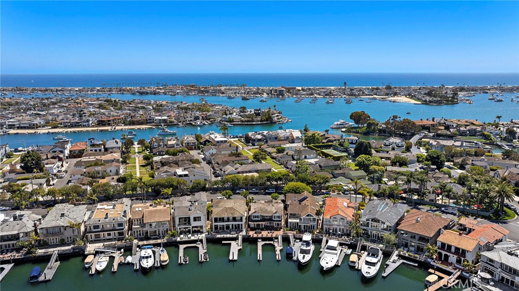 612 Harbor Island Drive