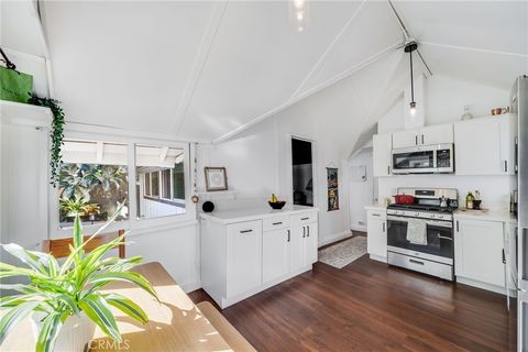 Photo of 478 Saint Anns Dr, Laguna Beach, CA 92651 (MLS # LG26034989)