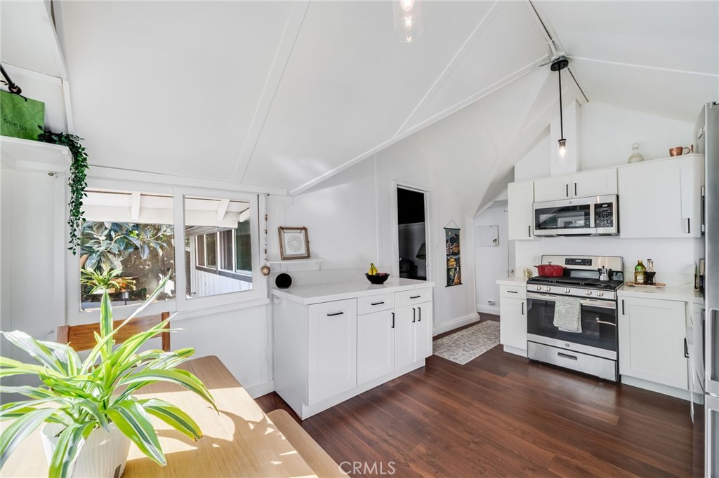 478 Saint Anns, Laguna Beach CA 92651 - Photo 6