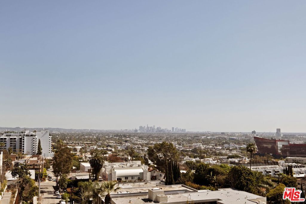 Photo of 999 N Doheny Drive #807, West Hollywood, CA 90069 (MLS # 25586231)