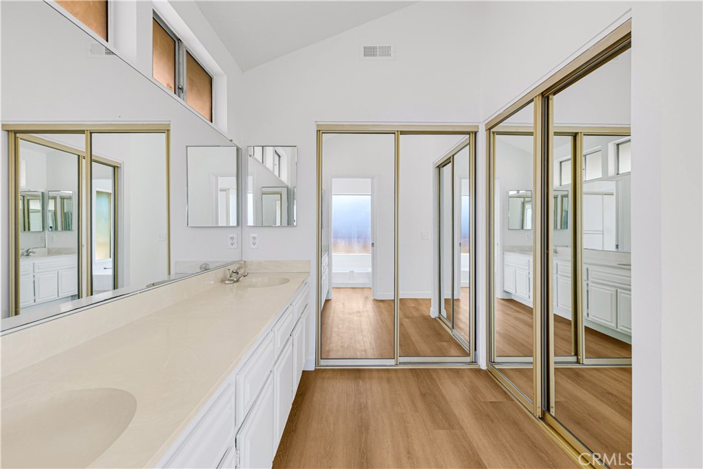 Award (Magnolia & Ellis) (AWAR) - Residential