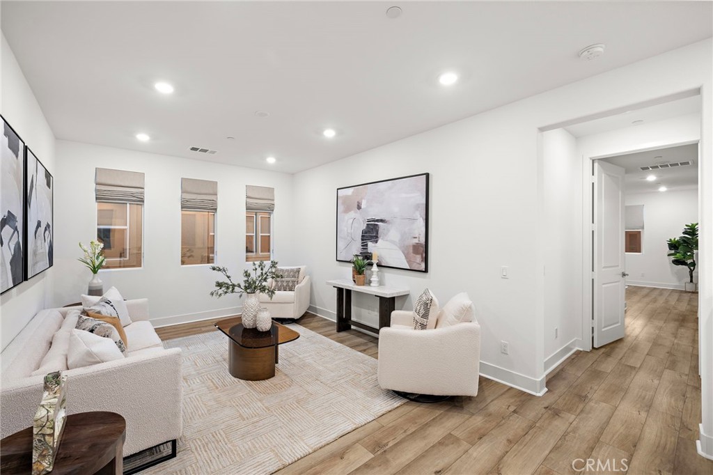 Solis Park - Residential