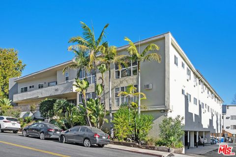 3410 Club Drive Los Angeles CA 90064