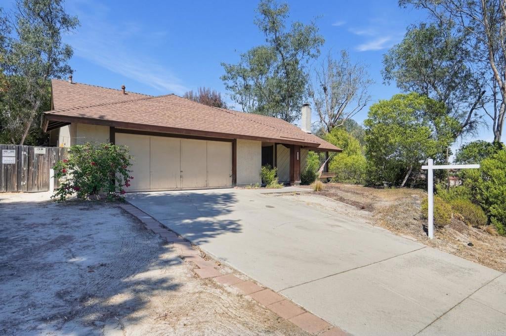 4112 Pepperdine Avenue