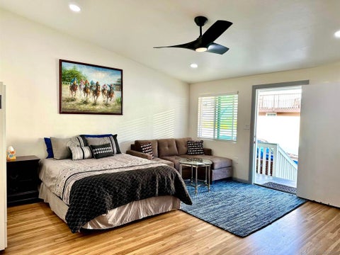 Photo of 7672 La Jolla Blvd, La Jolla, CA 92037 (MLS # 260017755SD)