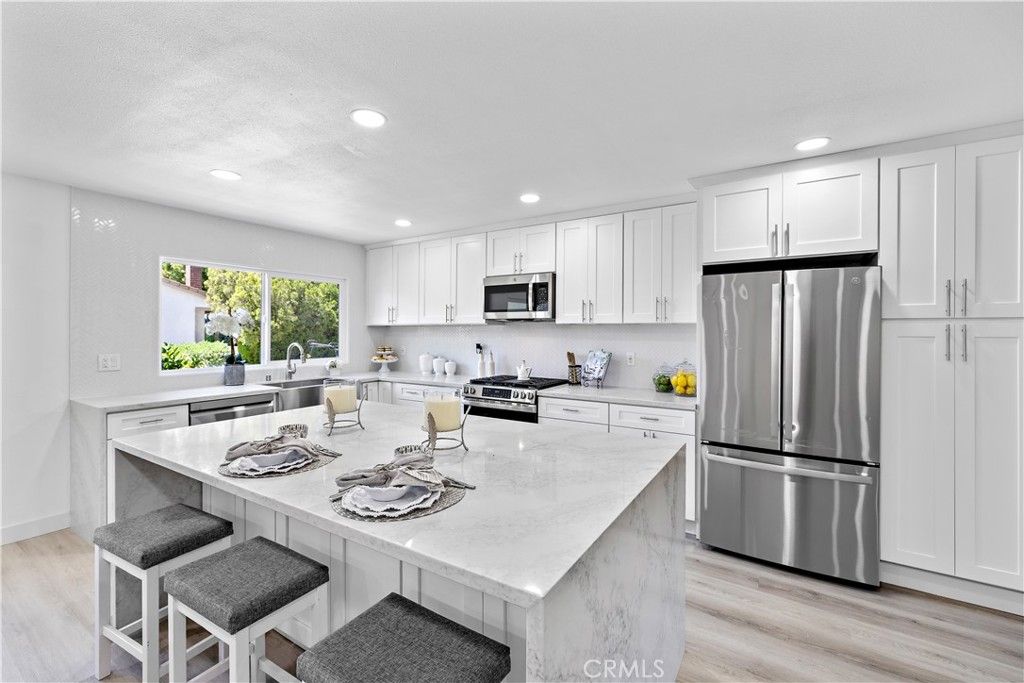 Photo of 23902 VIA LUGONES, Mission Viejo, CA 92692 (MLS # OC25244072)