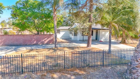 Photo of 10545 54th ST, Jurupa Valley, CA 91752 (MLS # DW26197017)