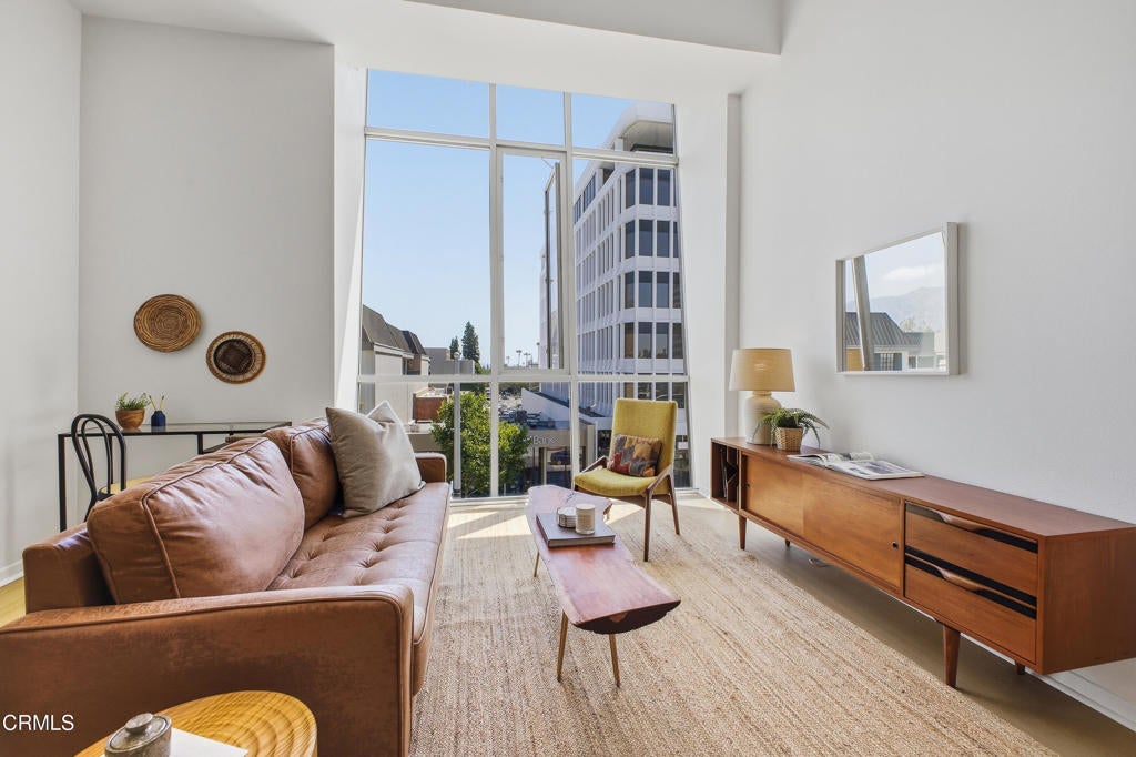 175 S Lake Avenue 314