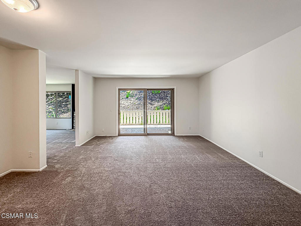 224 Oak Leaf Drive 105