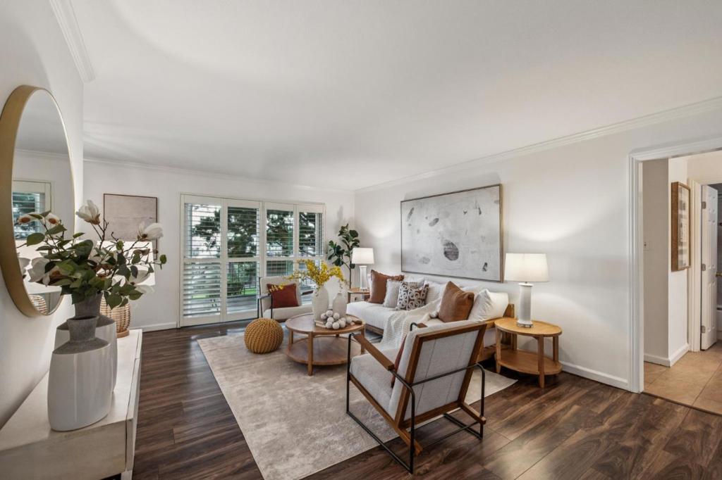 835 N Humboldt Street 203