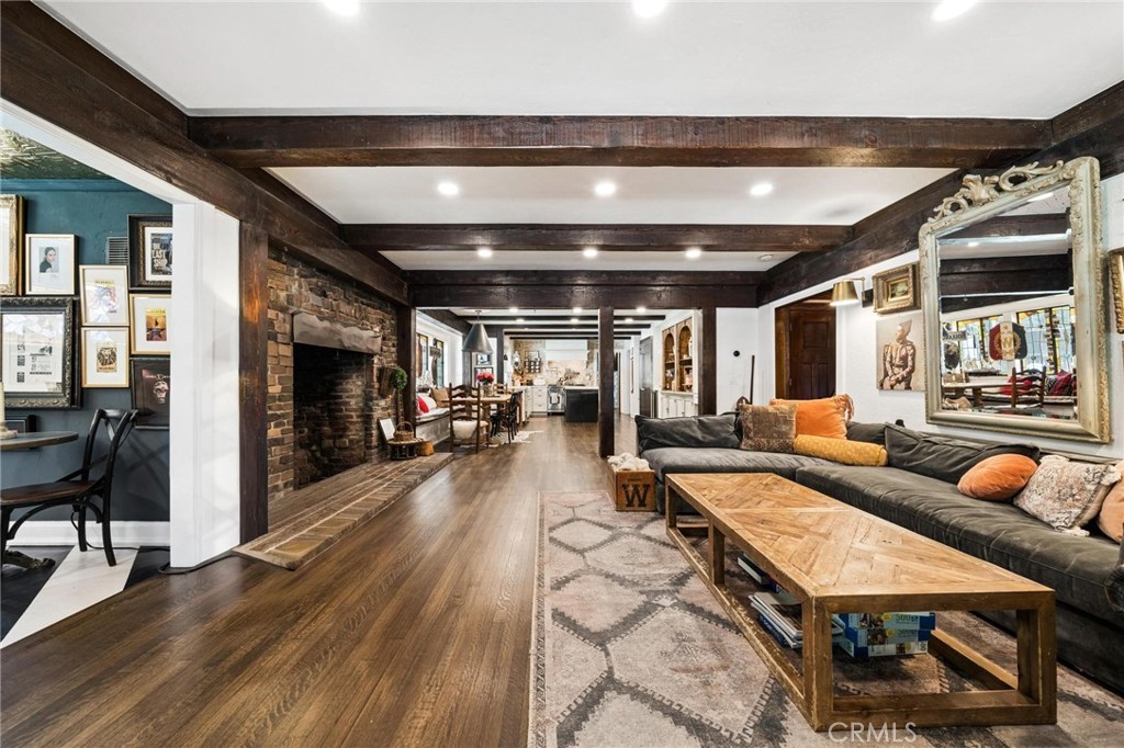 Canyon Country, California, 91387, United States, 5 Bedrooms Bedrooms, ,5 BathroomsBathrooms,Residential,Active,2037136