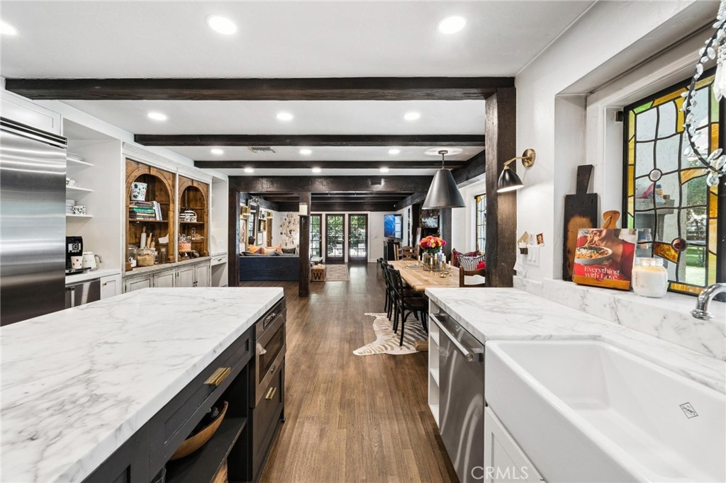 Canyon Country, California, 91387, United States, 5 Bedrooms Bedrooms, ,5 BathroomsBathrooms,Residential,Active,2037136