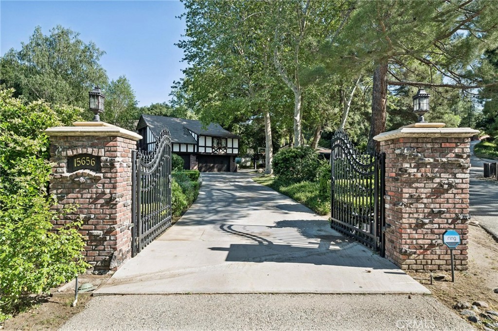 Canyon Country, California, 91387, United States, 5 Bedrooms Bedrooms, ,5 BathroomsBathrooms,Residential,Active,2037136