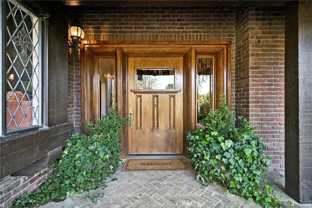 Canyon Country, California, 91387, United States, 5 Bedrooms Bedrooms, ,5 BathroomsBathrooms,Residential,Active,2037136